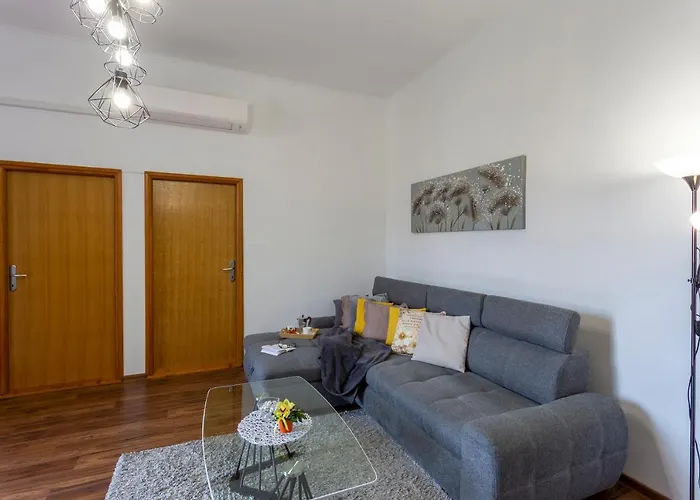 Lema Apartment Pula