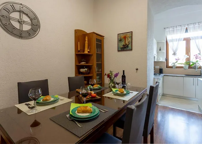 Lema Apartamento Pula