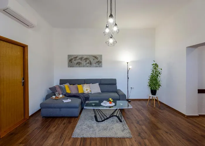 Apartman Lema